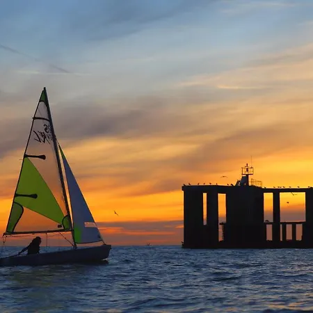 דירה Locations Sur Mer, 4 Chambres, Tamaris בולון-סור-מאר