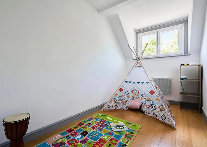 Locations Sur Mer, 4 Chambres, Tamaris Appartement *